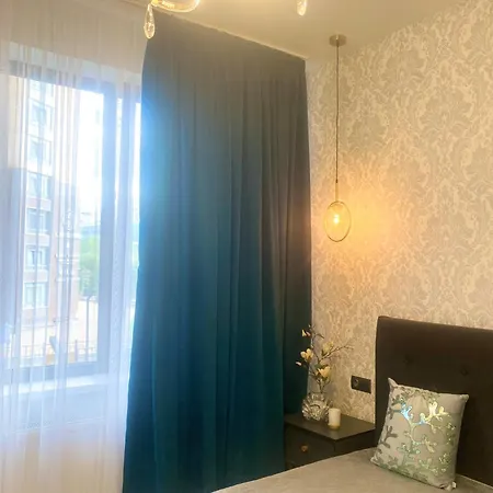 Arkadia Lux 2 поверх *