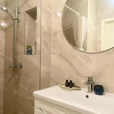 Arkadia Lux 2 поверх